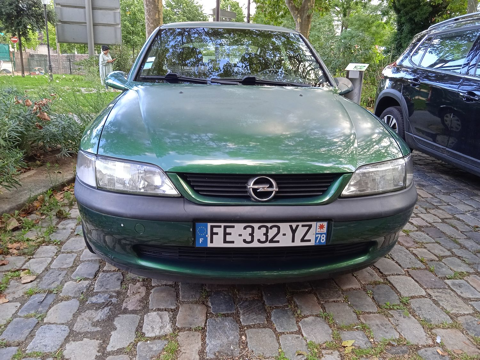 Opel Vectra 1.6i 16V CD 1997 occasion Alfortville 94140