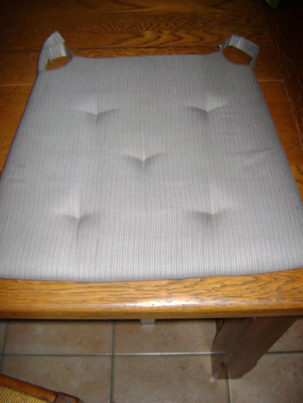 Chaise teck massif ( estampill&eacute;es ) Meubles