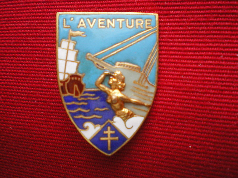Insigne de Marine - Fr&eacute;gate l'Aventure. 