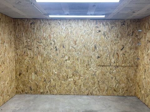  Remise / Grange � louer 2 pi�ces 32 m� Vire