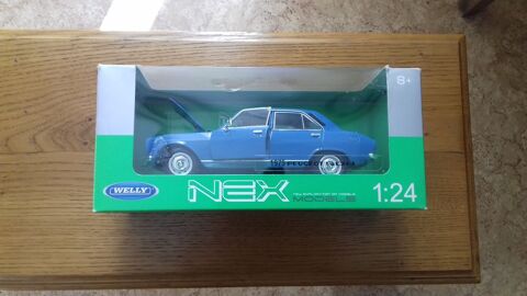 Peugeot 504 bleue - 1975 - echelle au 1/24 eme 20 Malzville (54)