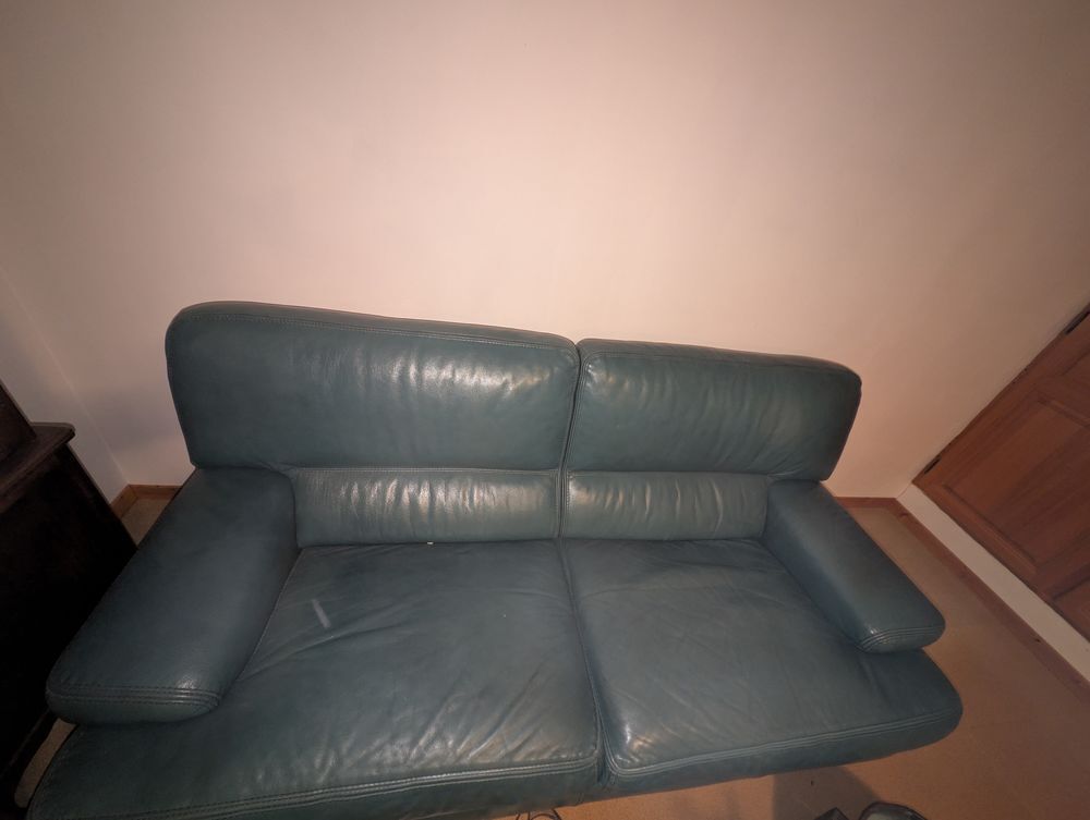 canap&eacute; et fauteuil cuir Meubles