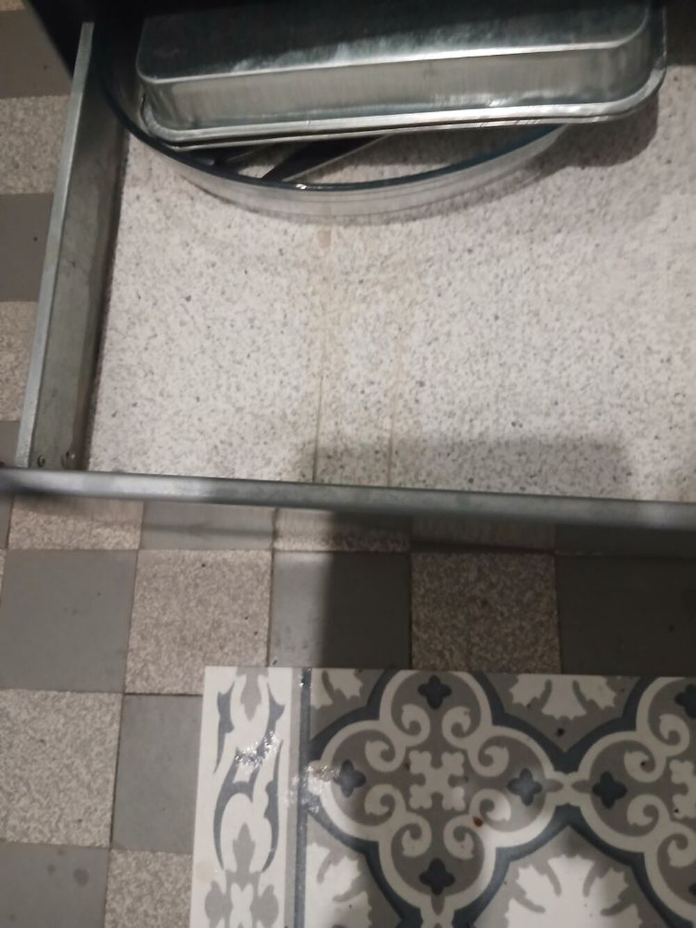 Cuisini&egrave;re Faure br&ucirc;leurs et four gaz de ville Electroménager