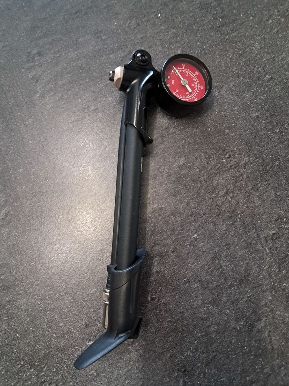 EQUIPEMENTS VTT SCOTT JAMAIS UTILISES TOTALEMENT NEUFS Vélos