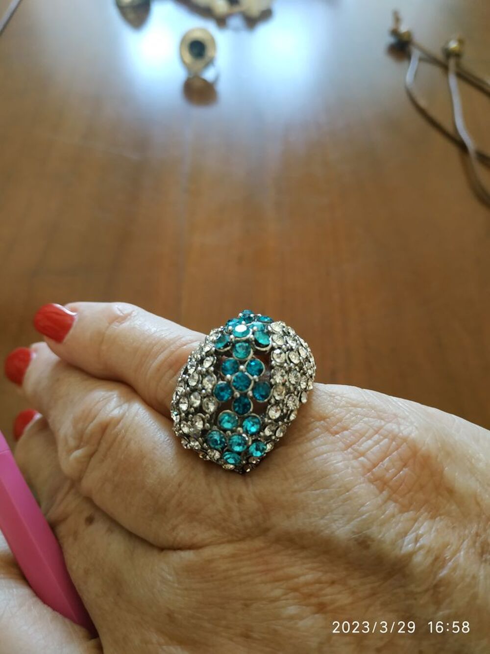 bague strass Bijoux et montres