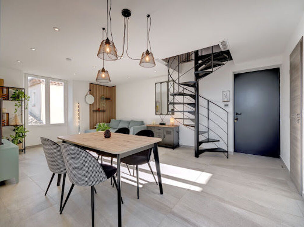 Vente Appartement 3 pièces duplex Antibes dans Mas provençale rénové Antibes