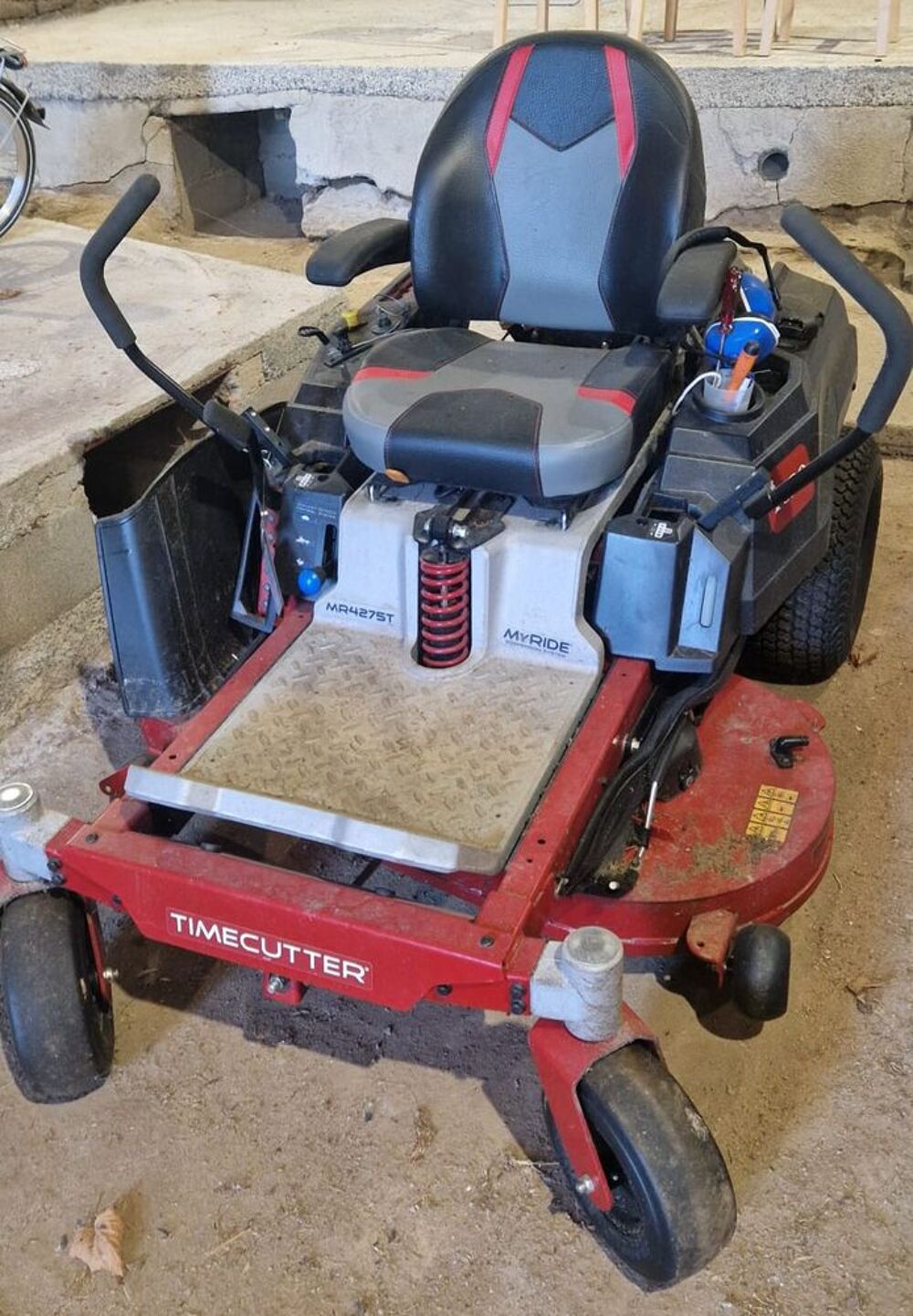 Tondeuse autoport&eacute;e TORO 2025 Jardin