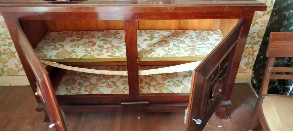 buffet en bois massif 2 portes Meubles