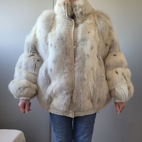 Manteau Astrakan Noir  / Vison manteau / Renard blanc 350 Royan (17)