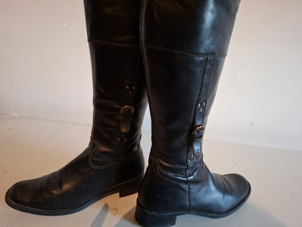 Bottes cuir P. 40 Chaussures