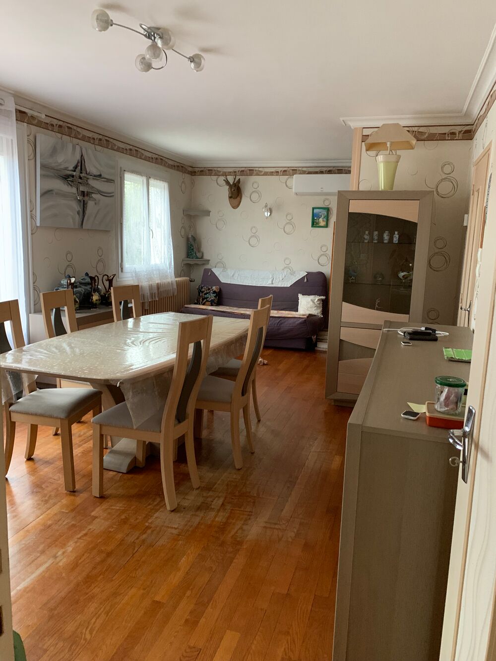 Salle &agrave; manger Meubles
