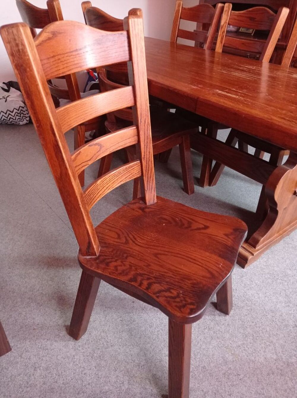 table merisier plus 6 chaises Meubles