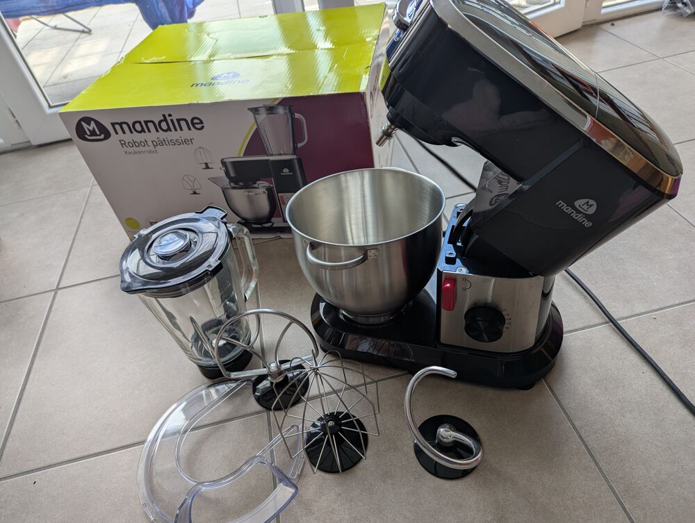 Robot p&acirc;tissier mandine comme neuf Electroménager