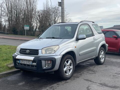 Toyota RAV 4 RAV4 2.0i VX 2001 occasion Cr&eacute;teil 94000