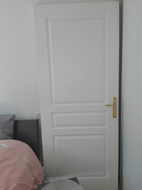 porte interieur 100 Saint-Raphaël (83)