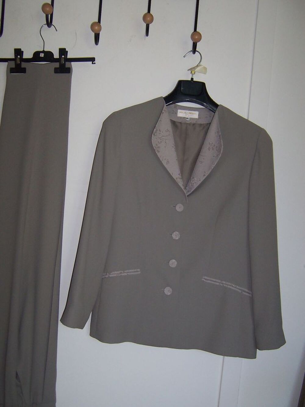 costume Vêtements