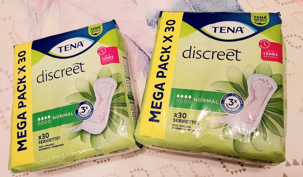 serviettes tena Vêtements