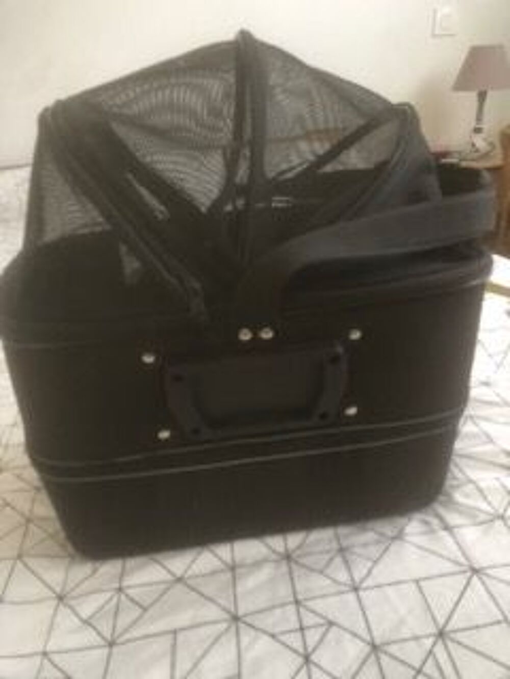    Panier de transport pour petit chien adaptable sur vélo
