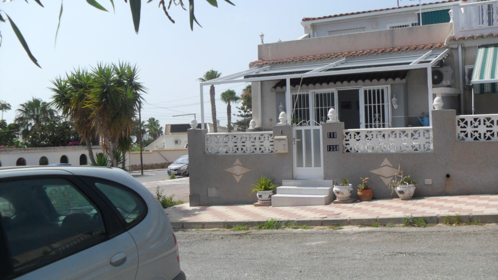   Charmante maison sans vis à vis à TORREVIEJA
ESPAGNE
Vacances  / Offres de location 