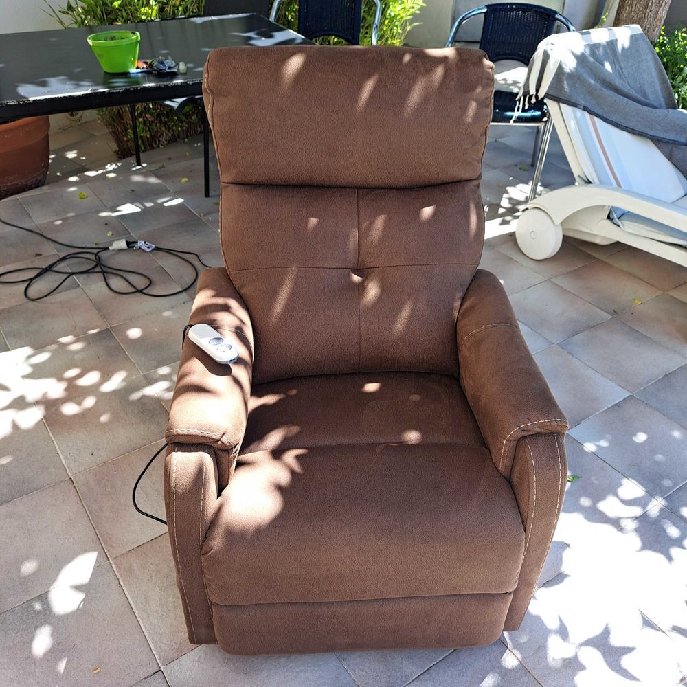 fauteuil de confort motoris&eacute; Meubles