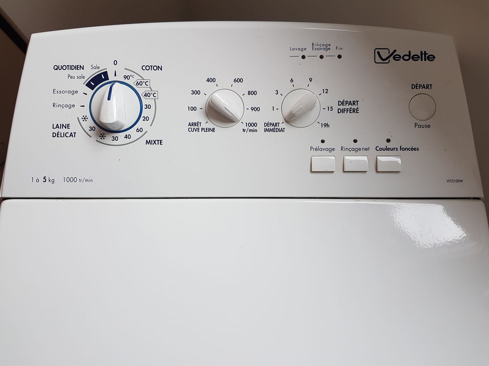 Lave-linge VEDETTE VLT5100W - Tr&egrave;s peu servi Electroménager