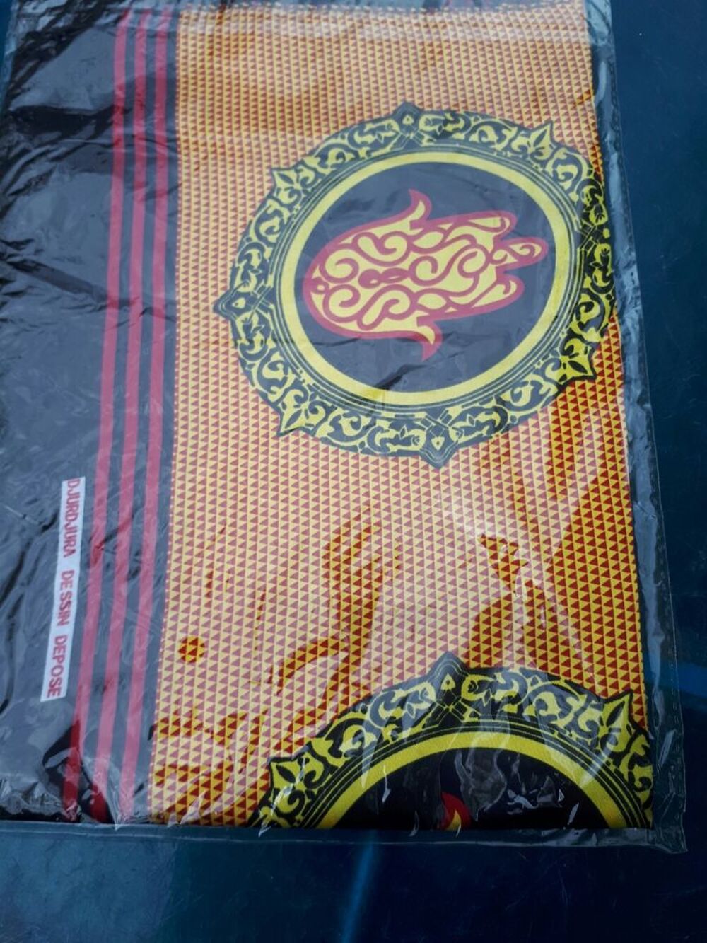 FOULARD traditionnel Vêtements