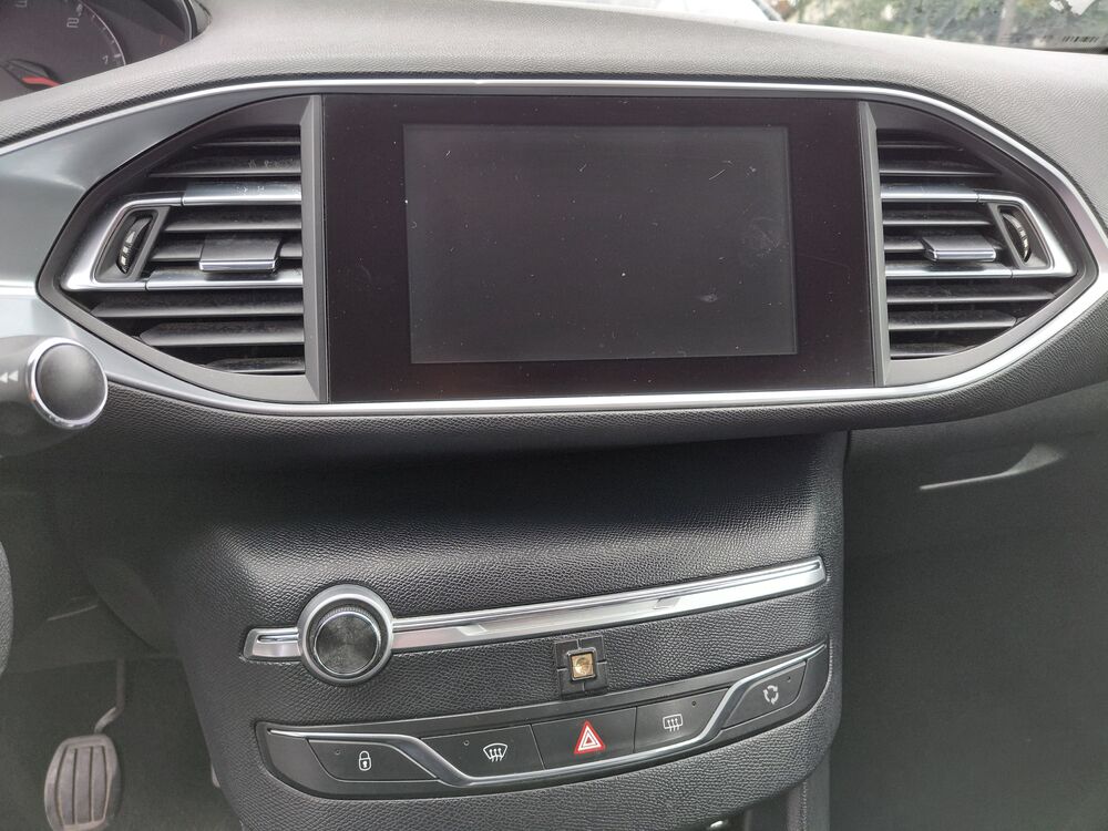 308 SW 1.6 BlueHDi 120ch S&S BVM6 Business 2014 occasion 78800 Houilles