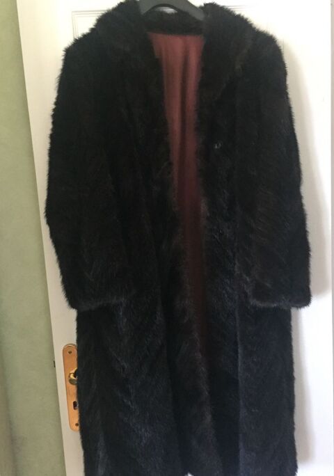 manteau en vison 350 Romainville (93)