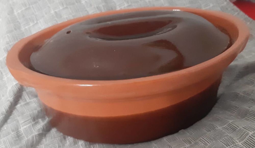 Grande terrine ovale marron Décoration