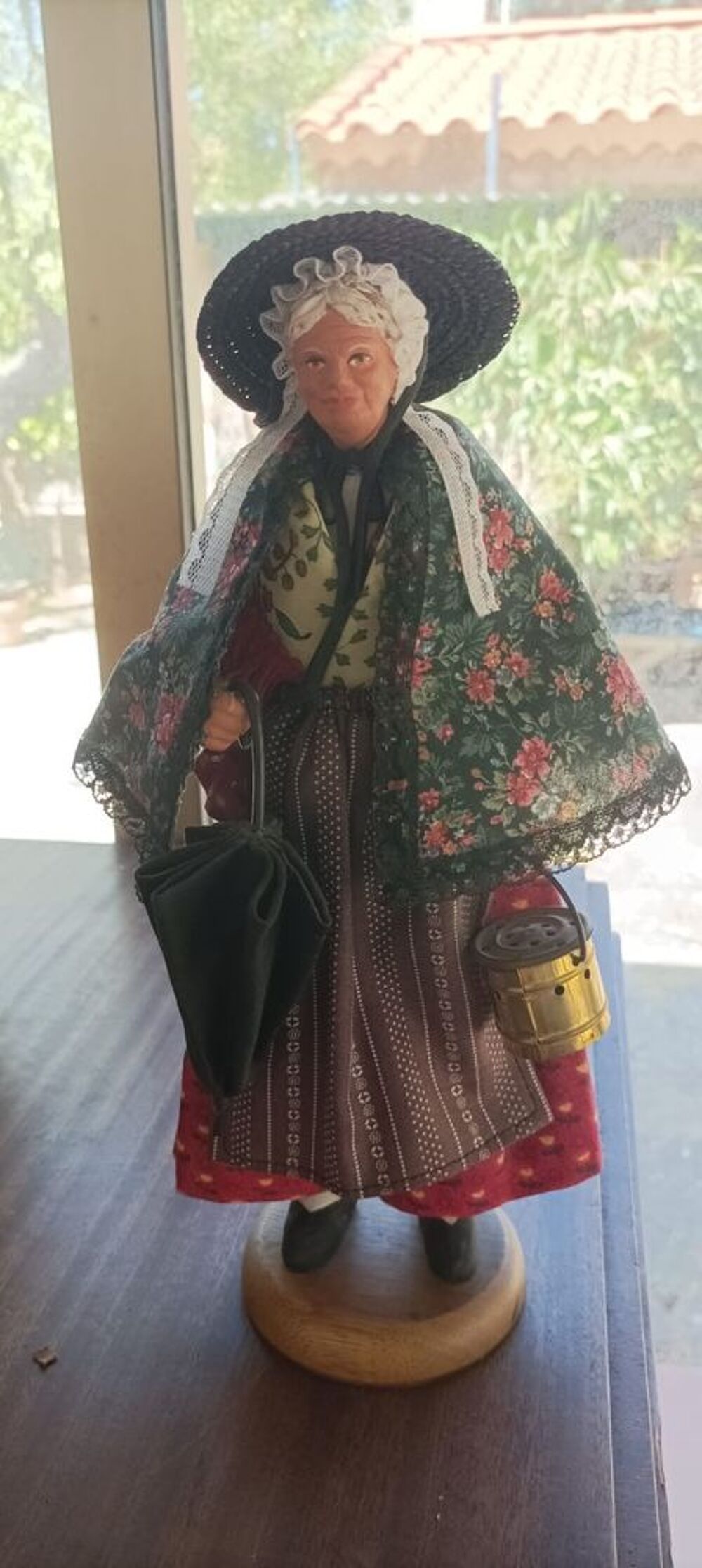 SANTONS DEVOUASSOUS en lot ou &agrave; l'unit&eacute; 
27 et 30 cm 