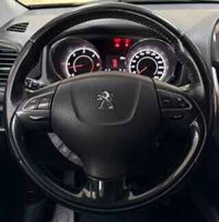 4008 1.6 HDi STT 115ch BVM6 Style 2015 occasion 81000 Albi