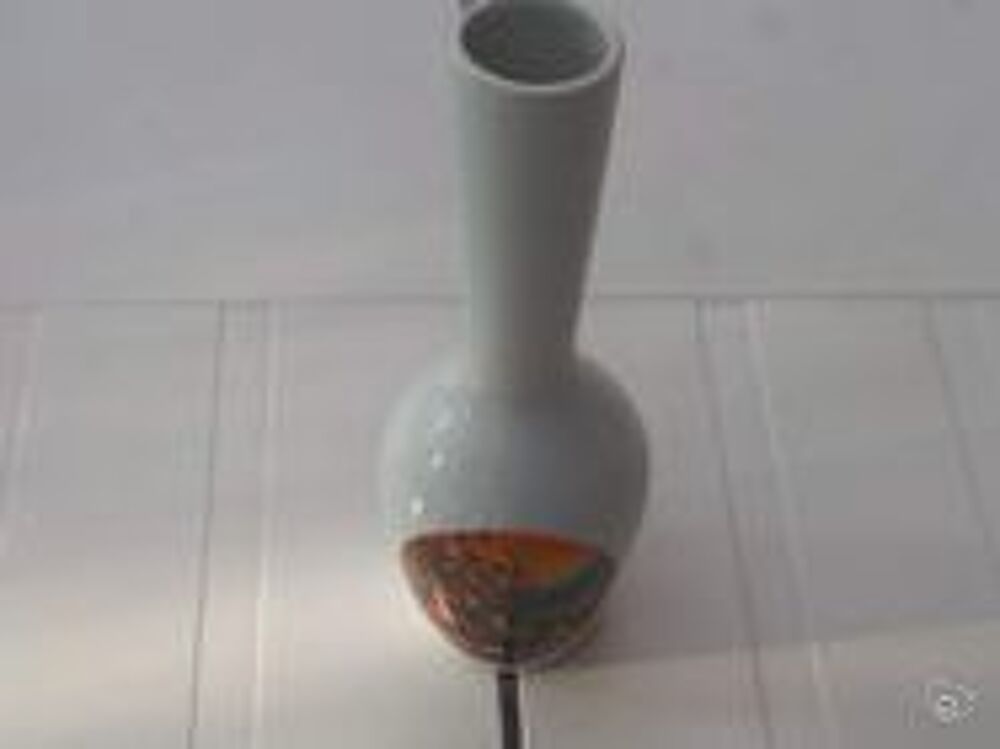Vase blanc et motif Décoration