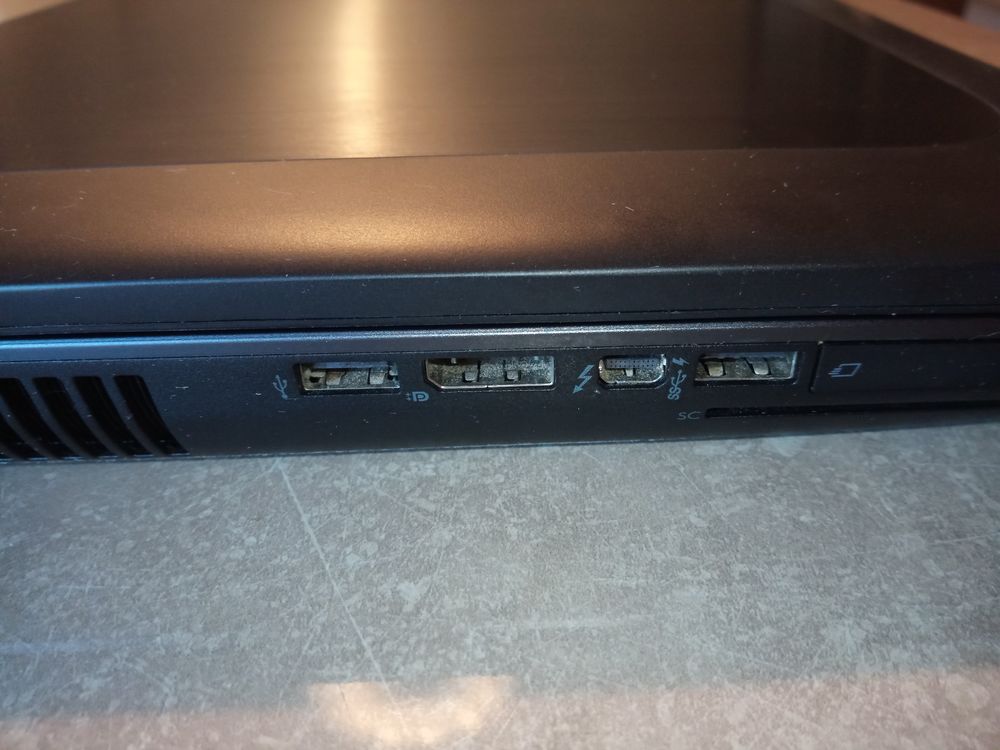 HP ZBook PRO17 G2 windows 11 - i7 - 32Go - SSD 256 + SSD 1To Matériel informatique