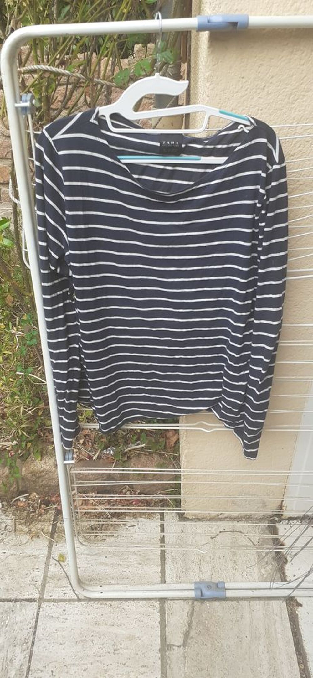 lot 1 robe, 1 pantalon, 1 haut femme L Vêtements