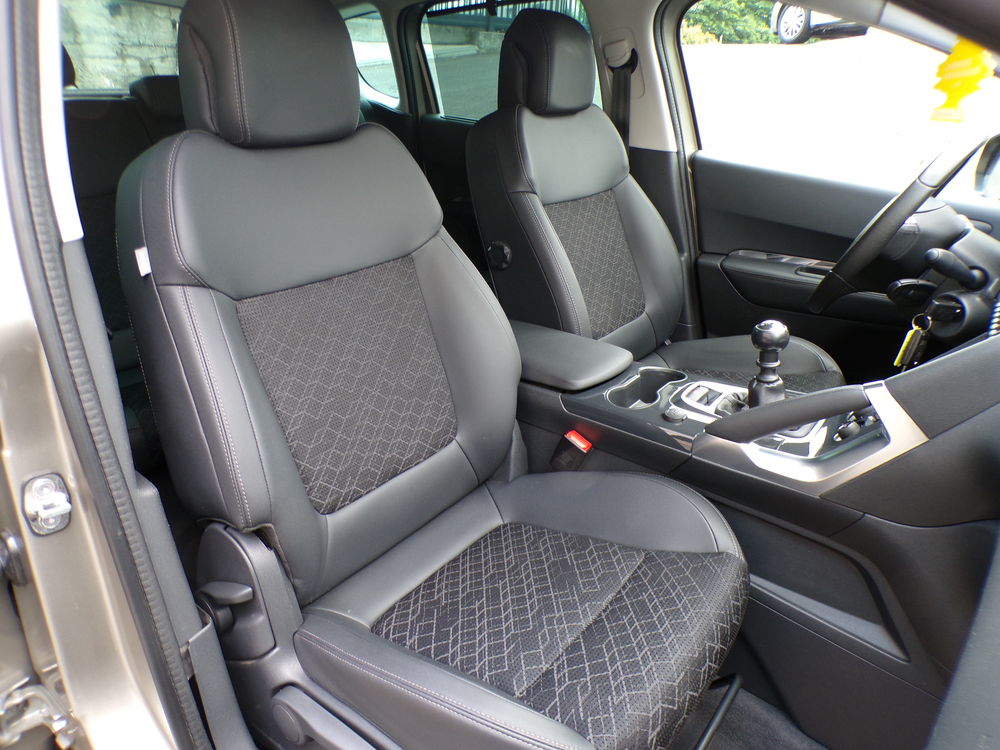 3008 1.6 BlueHDi 120ch S&S BVM6 Access 2015 occasion 42300 Roanne