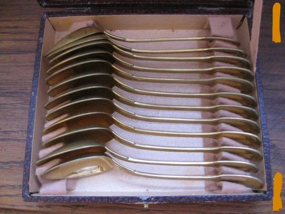 12 Petites Cuill&egrave;res en vermeil argent&eacute; XIX&egrave;me Cuisine