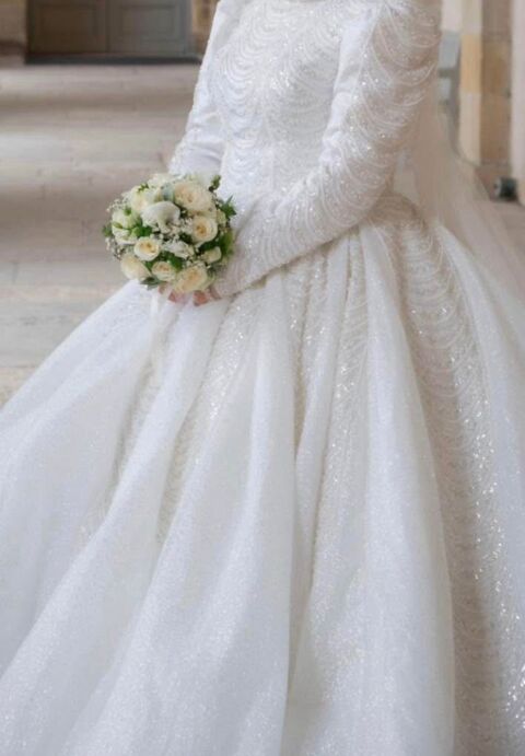 Robe de Mariage Sur Mesure ? lgance et Confort 0 Coubron (93)