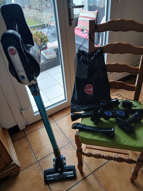 Balais aspirateur de la marque HOVER  H free 200 Beuvry (62)