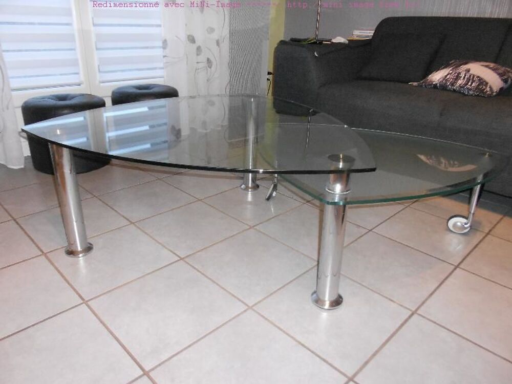 TABLE BASSE DE SALON EN VERRE TREMPE ( prix 65 € ) Meubles