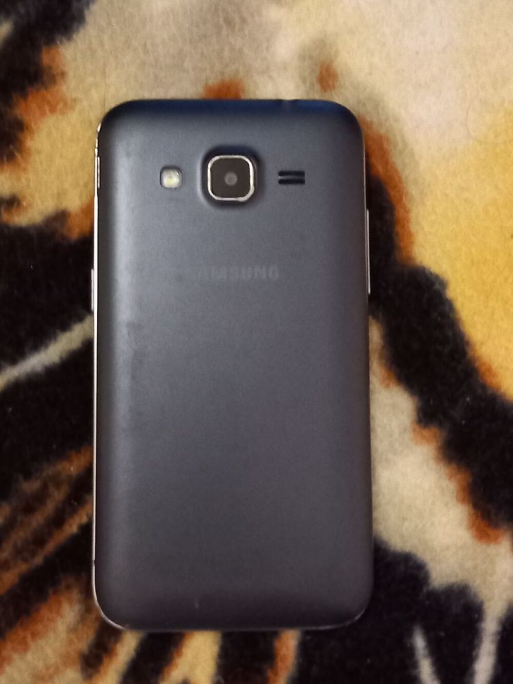 t&eacute;l&eacute;phone samsung j6 2016 pour piece Téléphones et tablettes