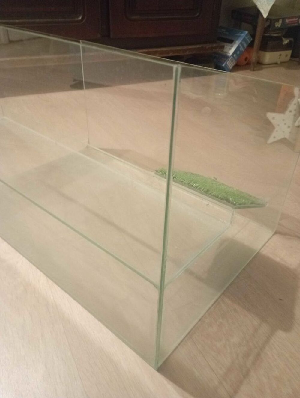 &agrave; vendre aquarium Décoration