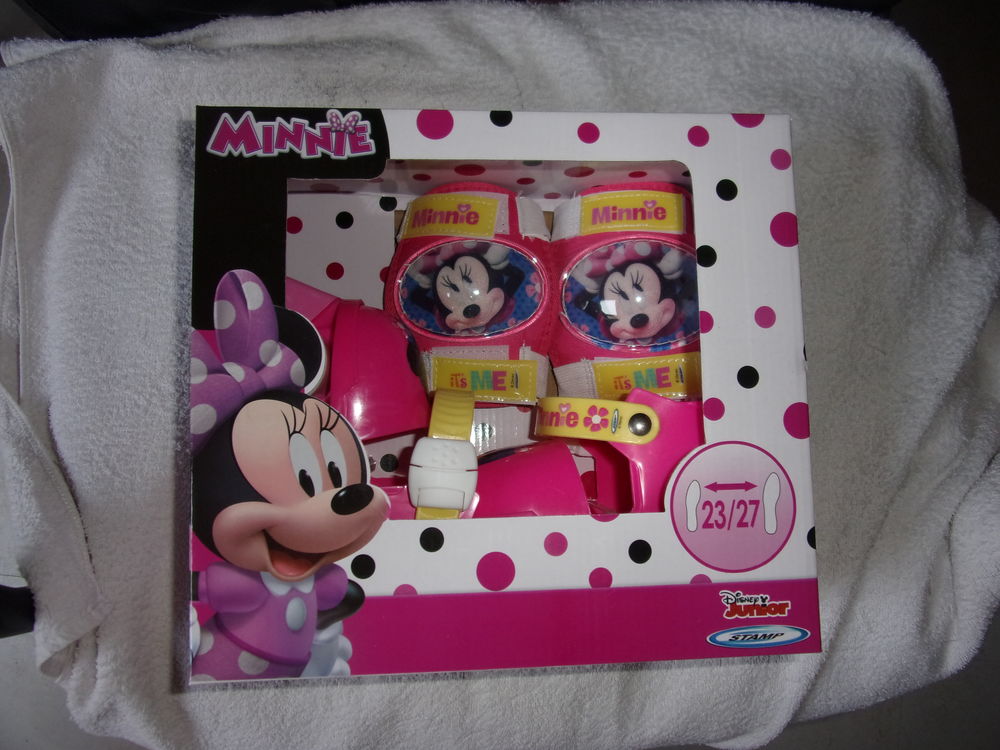 set patins &agrave; roulettes Disney Minnie Jeux / jouets