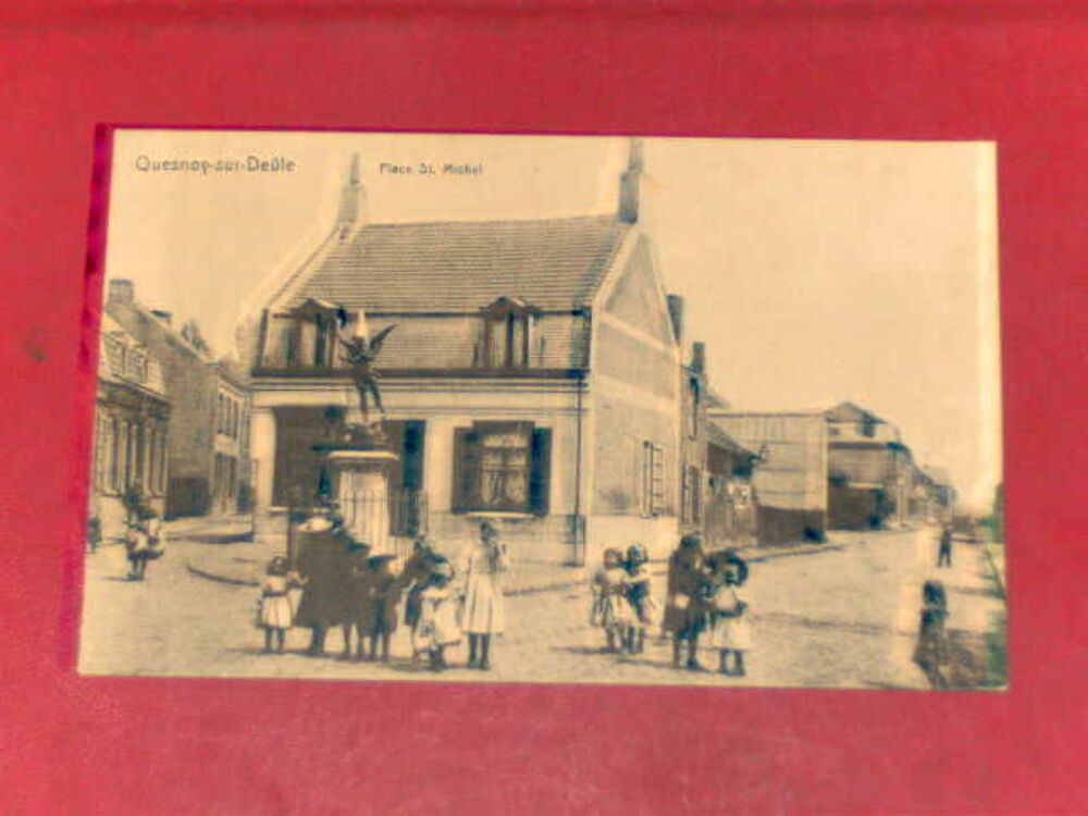 Cpa du 59 - Quesnoy sur De&ucirc;le - Place saint Michel . . 