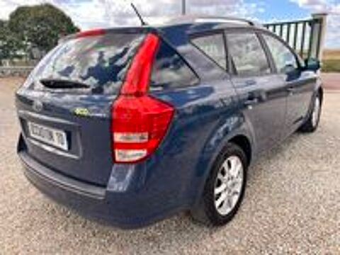 Ceed SW Cee'd SW 1.6 CRDi 115 Active 2010 occasion 10600 Payns