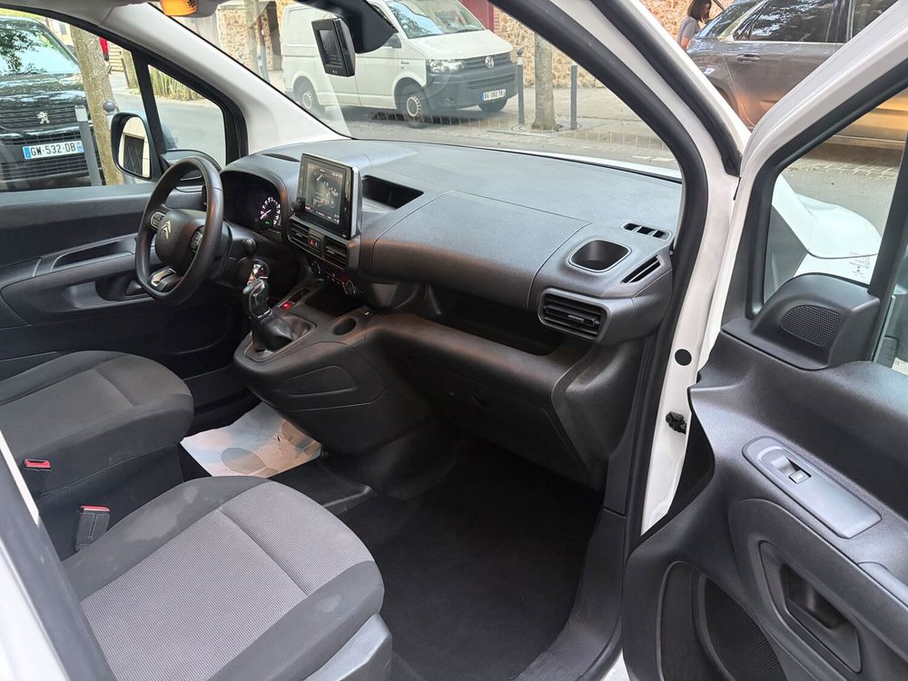 Berlingo BERLINGO VAN M 650 BLUEHDI 100 S&S DRIVER 2019 occasion 92370 Chaville