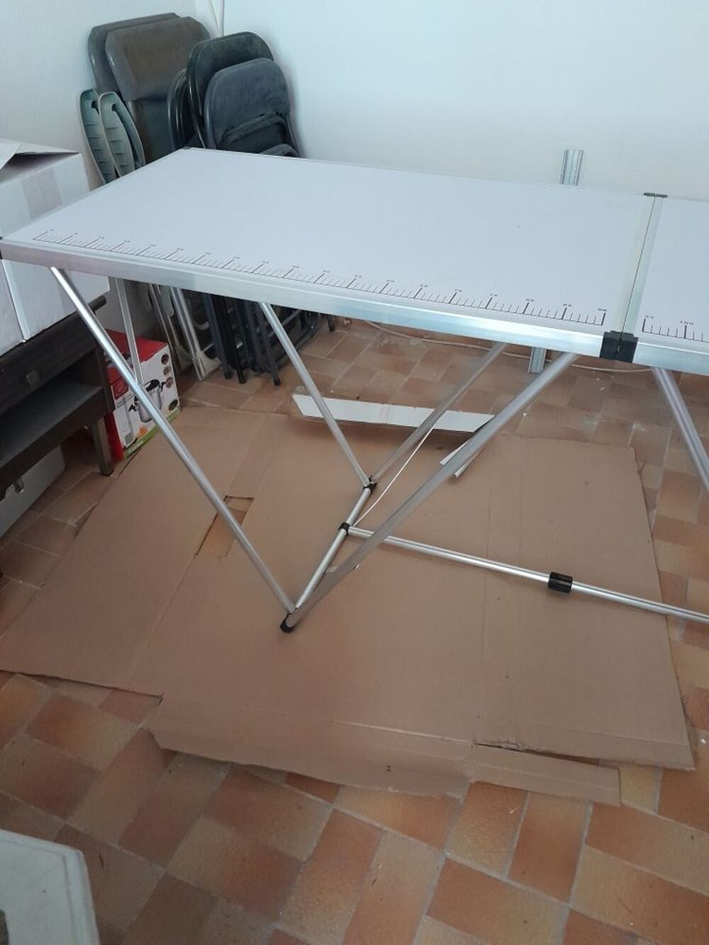 table &agrave; tapisser Bricolage
