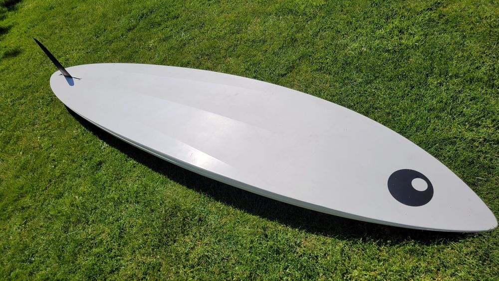 Planche Bic Astro Rock et 4 voiles Sports