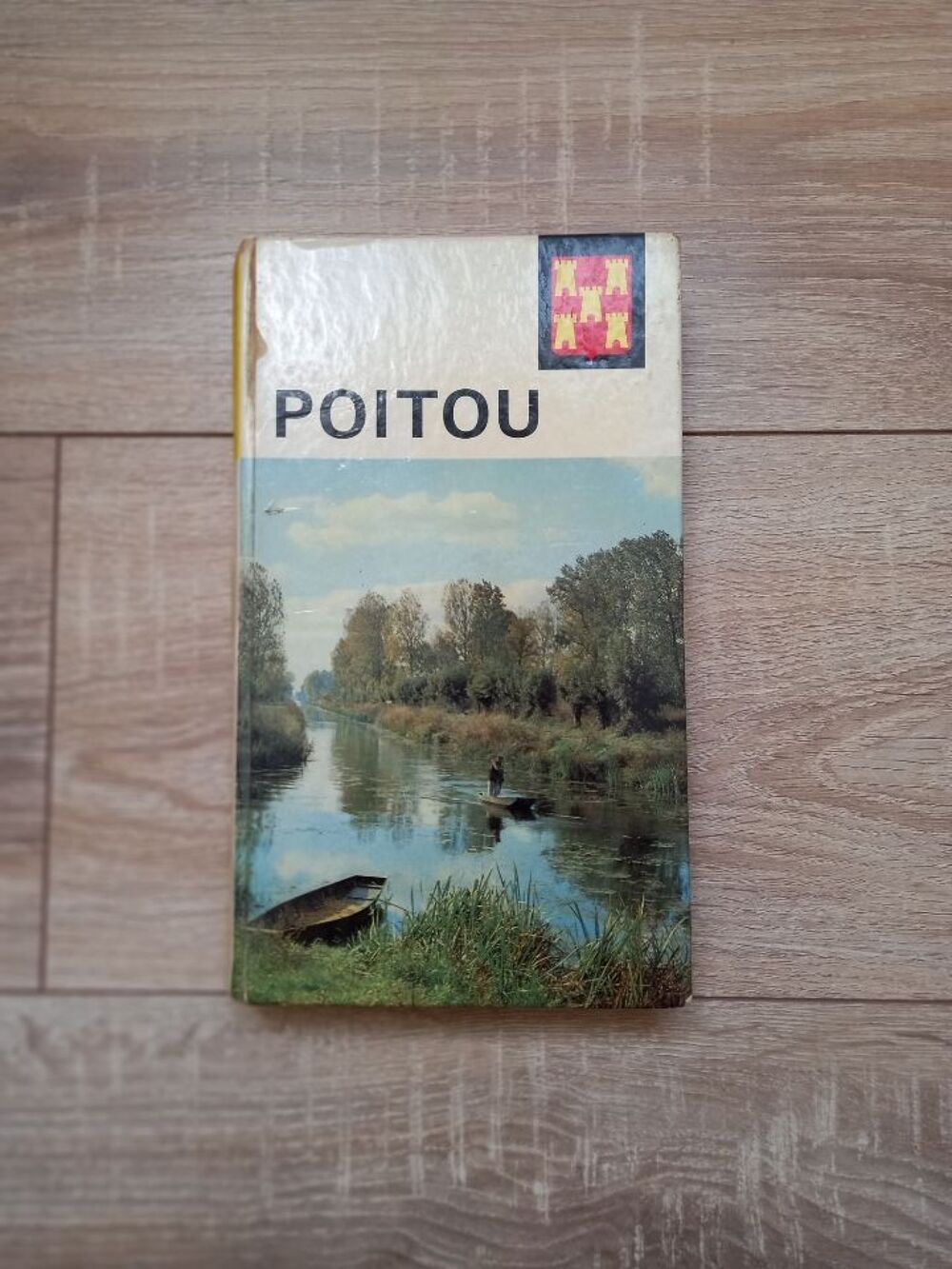 Livre visage du Poitou. Les nouvelles Provinciales Livres et BD