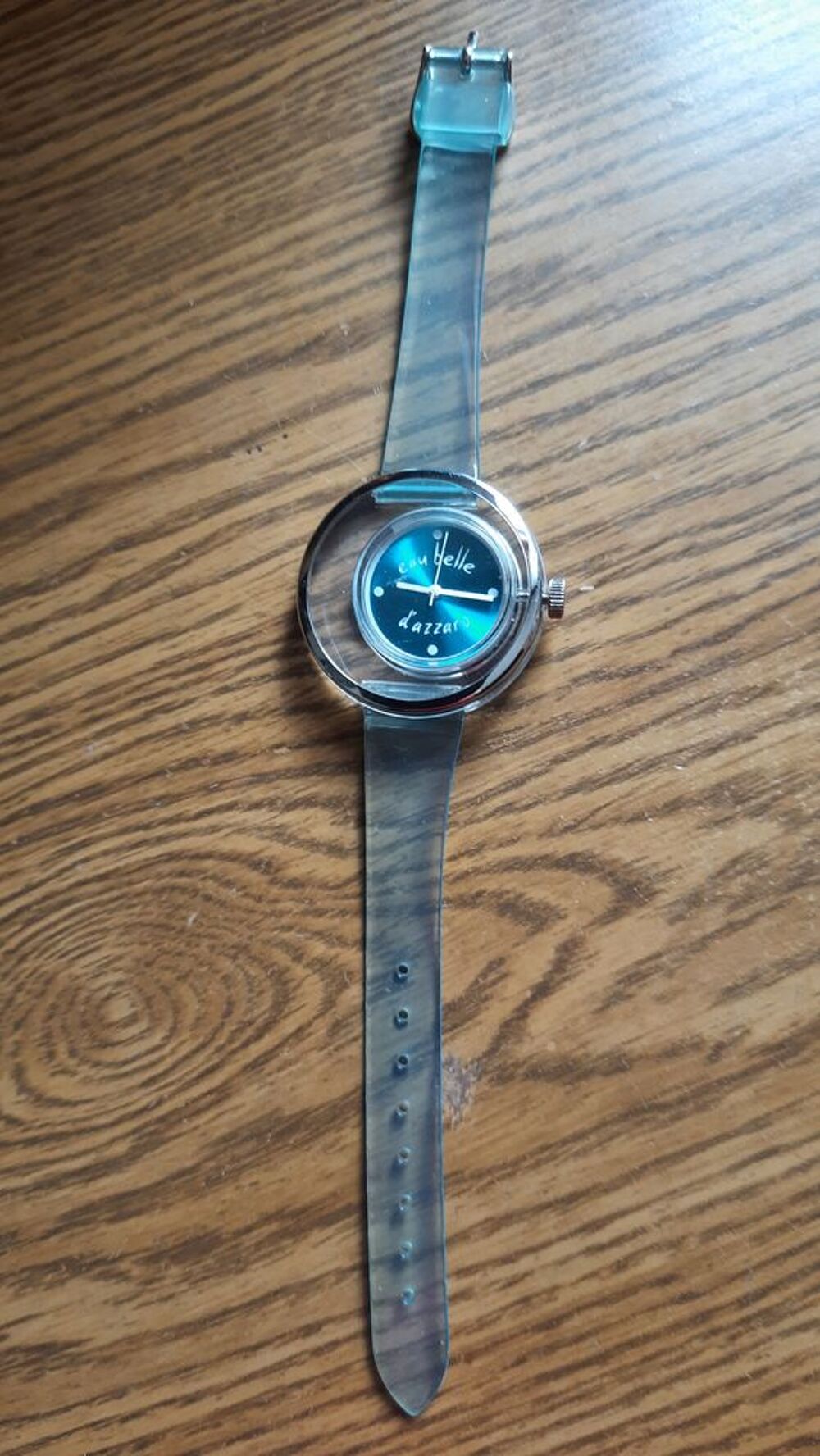 Montre Azzaro &quot; eau belle &quot; Bleu ciel Bijoux et montres