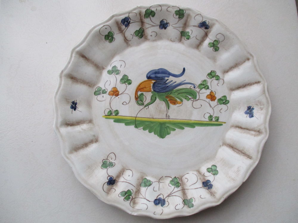 Assiette en Porcelaine Décoration